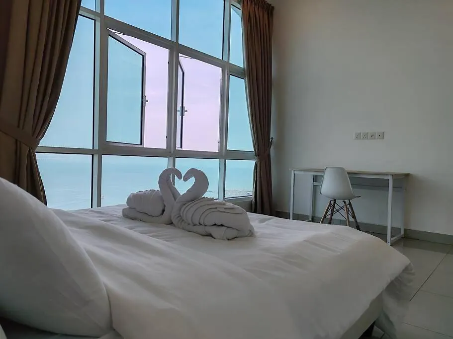 Invincible Seaview Vacation Condo 3R3B 8Pax Bayan Lepas Malaysia