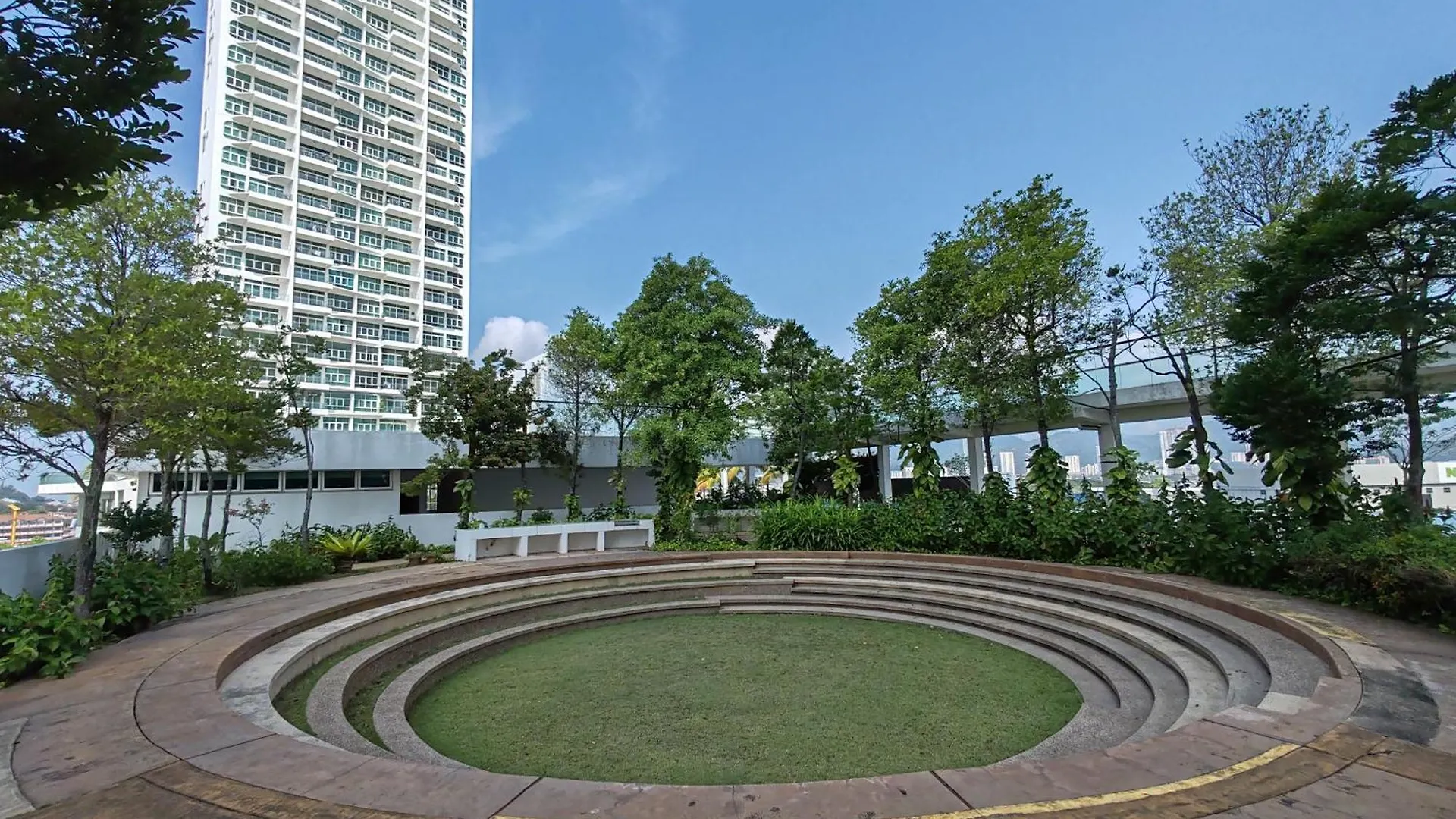 Invincible Seaview Vacation Condo 3R3B 8Pax Bayan Lepas Apartment