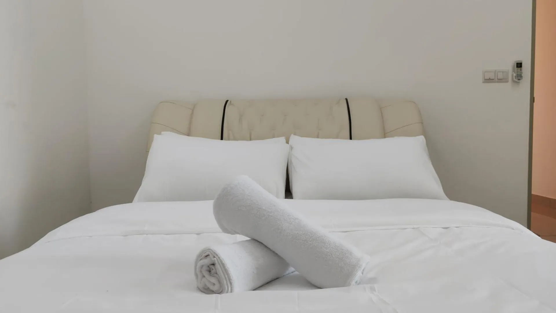 Invincible Seaview Vacation Condo 3R3B 8Pax Bayan Lepas 0*,  Malaysia