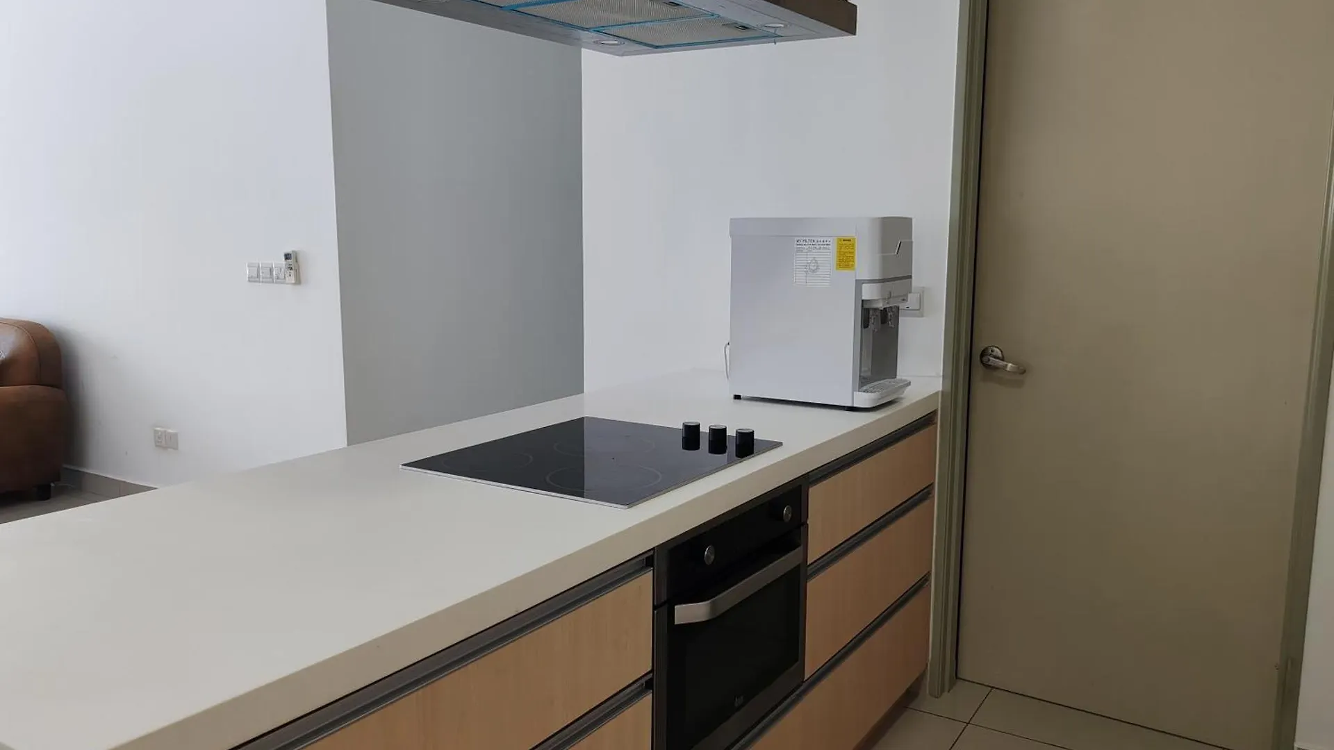 Apartment Invincible Seaview Vacation Condo 3R3B 8Pax Bayan Lepas Malaysia