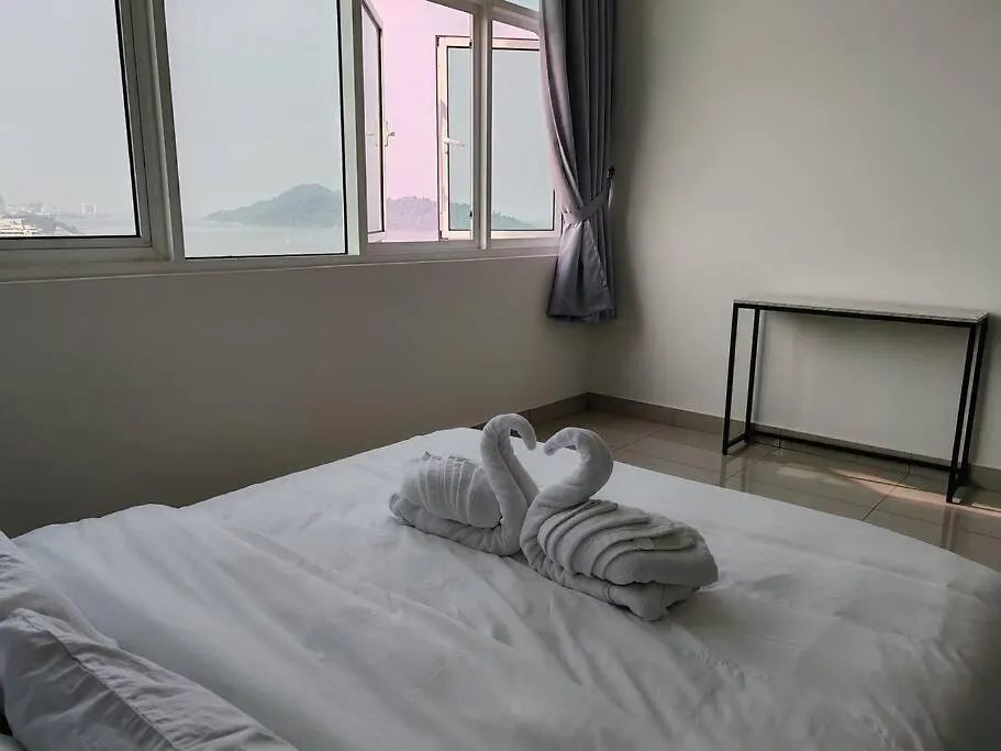 Invincible Seaview Vacation Condo 3R3B 8Pax Bayan Lepas 0*,  Ma­lay­sia